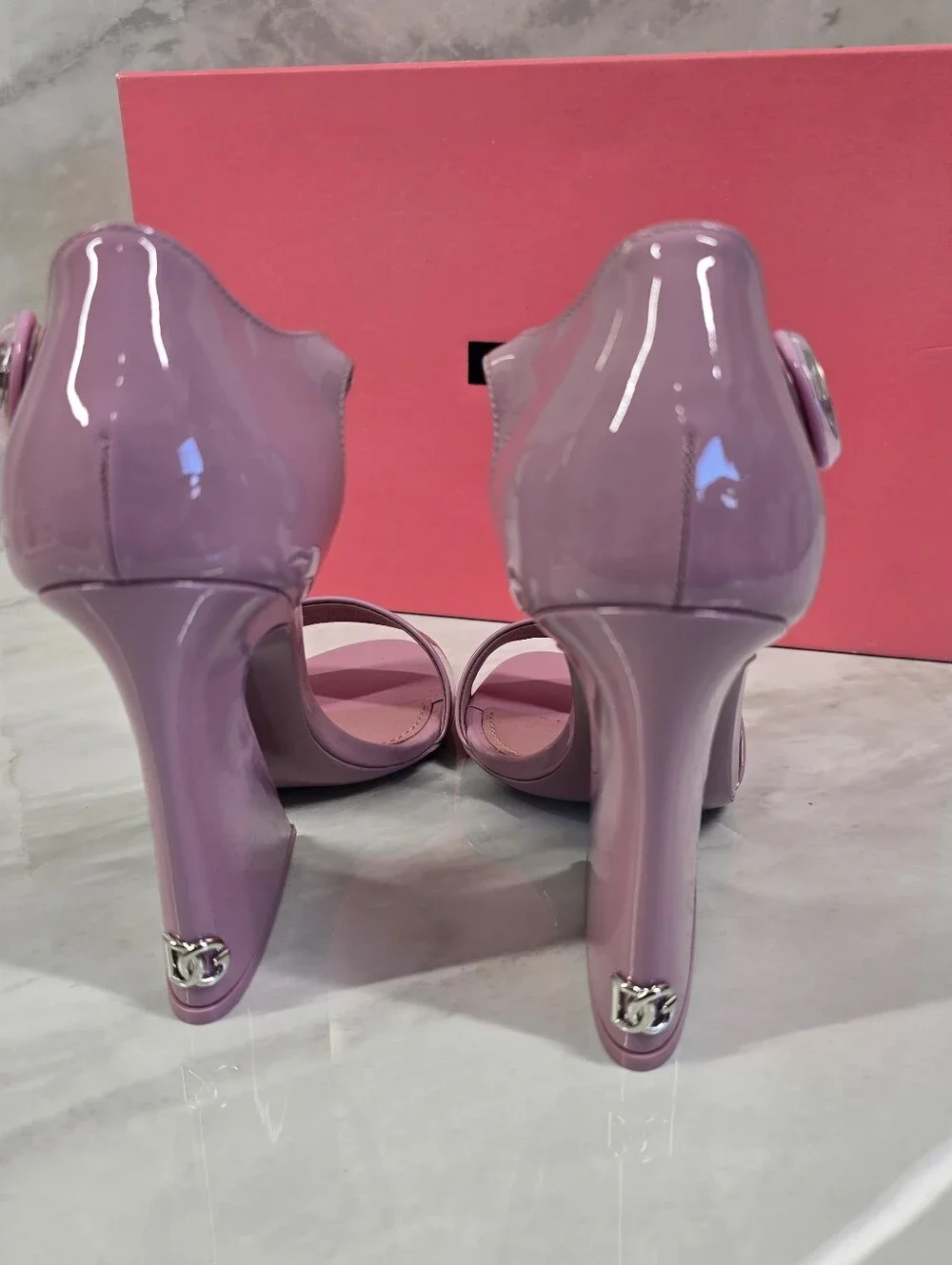 Dolce & Gabbana Patent Wedge Sandals with Logo Button - Picture 5 of 12